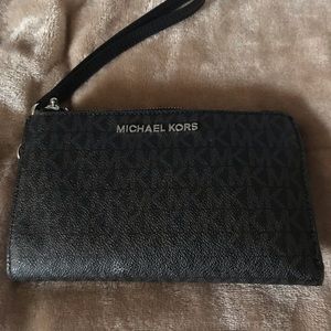 Michael Kors Wristlet
